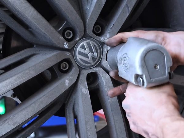 مراحل تعویض دیسک و لنت تیگوان